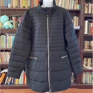 NWT woman size 14/16 puffer coat no hood